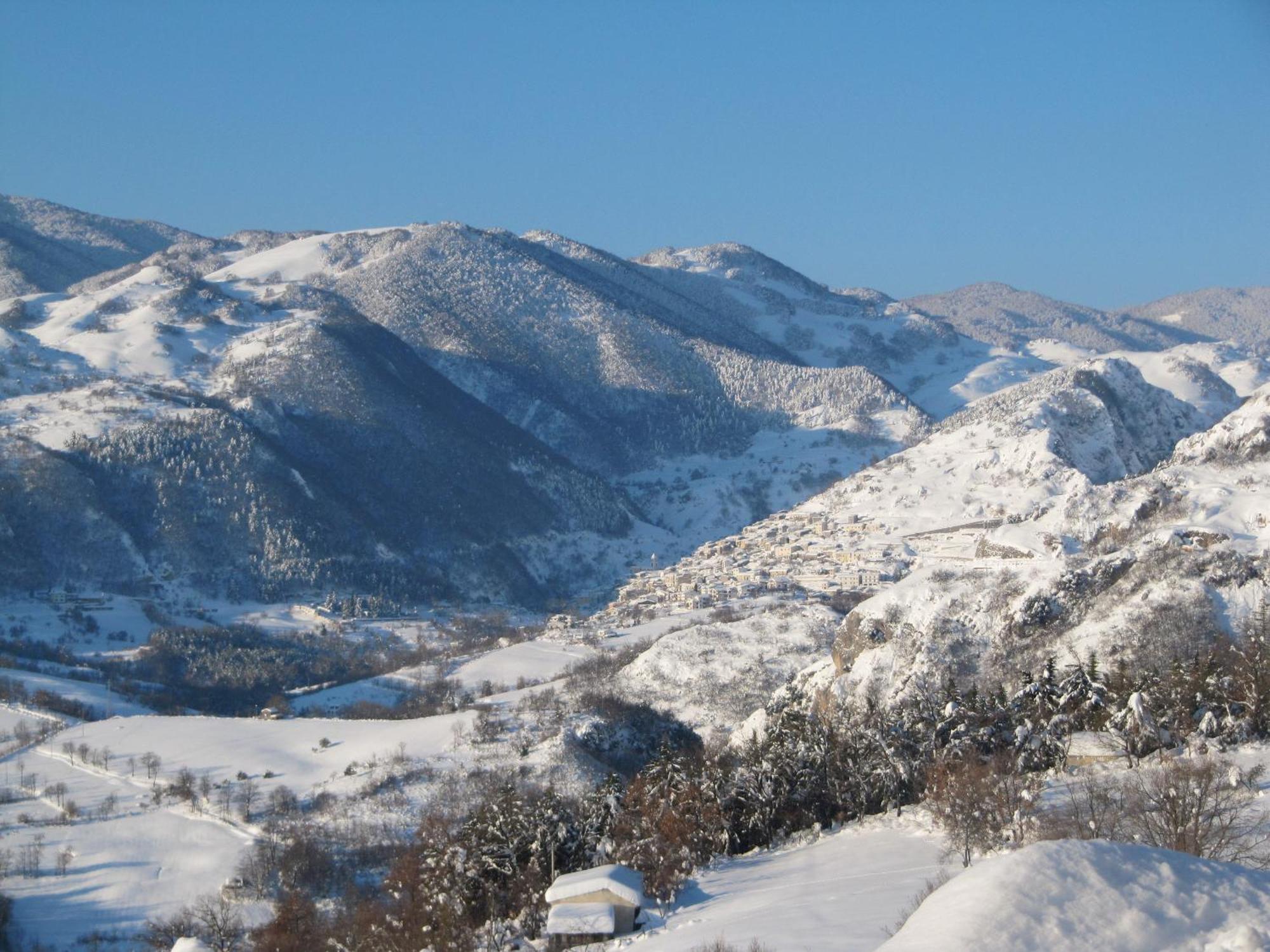 B&B Vivilmatese Roccamandolfi Εξωτερικό φωτογραφία